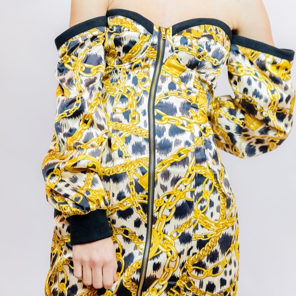 Moschino Pattern Off Shoulder Dress Size 36 - Picture 3 of 5